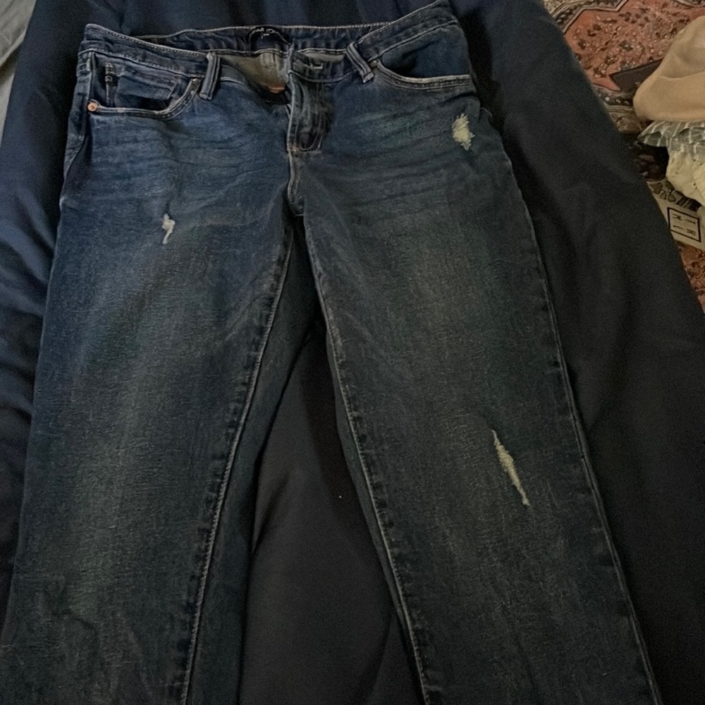 Dear John Skinny Jeans with frayed bottoms